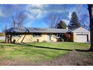4154 Ridgetop Dr, Bellbrook, OH 45305-1638
