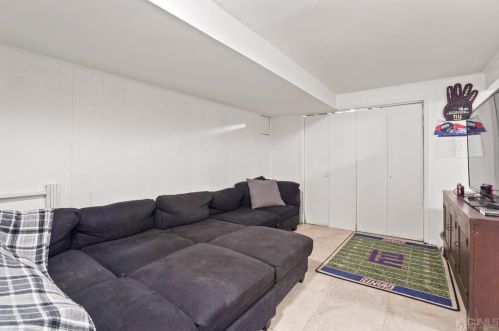 35 Heritage Ln, Perth Amboy NJ  08863-1464 exterior