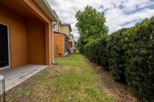 4219 Winding Vine Dr, Lakeland FL  33812-2205 exterior