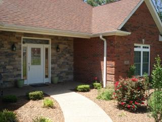46 Gala Ct, Glendale KY  42701-3710 exterior