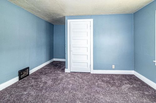 317 Chute St, Menasha WI 54952-3047 exterior