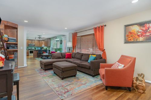 23 Overlook Cir, Newport, KY 41076-1474