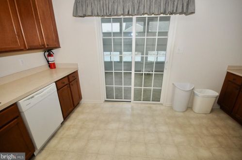 14 Meadowview Dr, Pilesgrove NJ 08098-2539 exterior