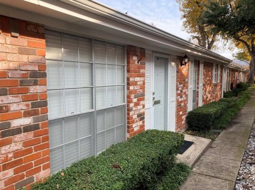 911 Roaring Springs Rd, Fort Worth TX  76114-4413 exterior