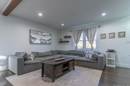 242 Plains Rd, Milford CT  06461-2422 exterior