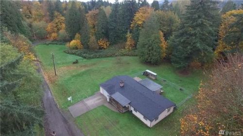 17310 121st Pl, Seattle, WA 98059-6522