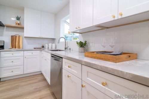 4371 Chelford St, San Diego CA  92117-4131 exterior