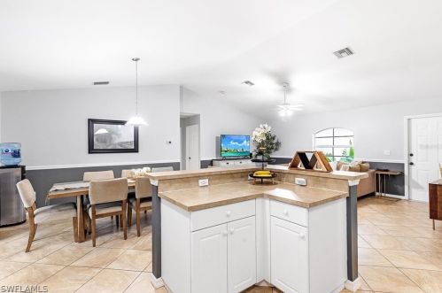 1030 Eubanks St, Lehigh Acres FL  33974-2677 exterior