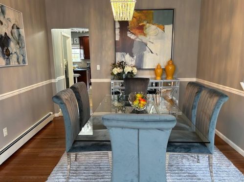 1690 Wagon Wheel Dr, Easton PA  18040-8273 exterior