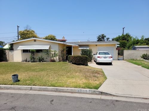 13631 Mills Rd, Garden Grove, CA 92843-3443