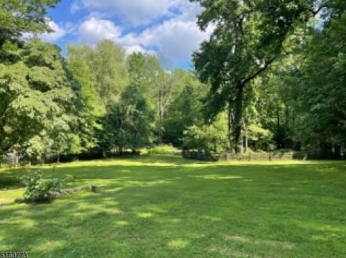 44 Ferguson Rd, Warren NJ  07059-6908 exterior