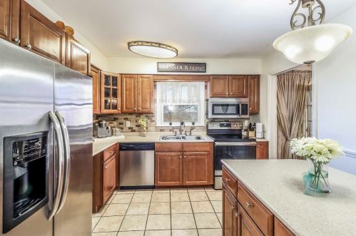 54 Mayfair Rd, Poughquag NY  12570-5012 exterior