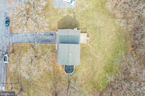 166 Hyde Park Ln, Charles Town WV  25414-4545 exterior