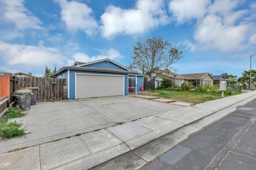16128 Easy St, Lathrop CA  95330-9111 exterior