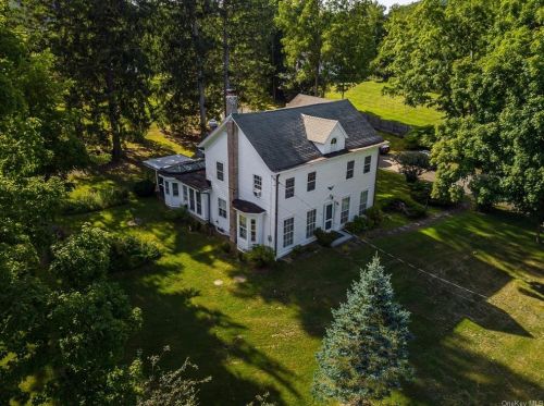 381 Cornwall Hill Rd, Patterson NY  12563-2539 exterior