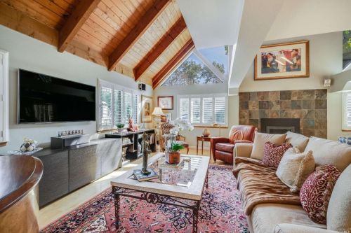6441 Timber Springs Dr, Santa Rosa, CA 95409-5929