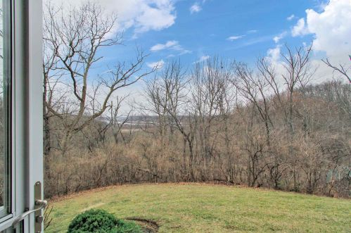 369 Southwind Ln, Covington KY  41016-1715 exterior