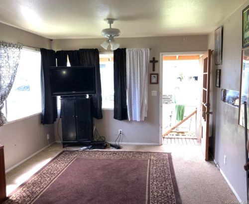 41-1385 Waikaloa St, Waimanalo, HI 96795