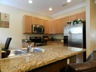 286 Lake Monterey Cir, Boynton Beach FL  33426-8442 exterior