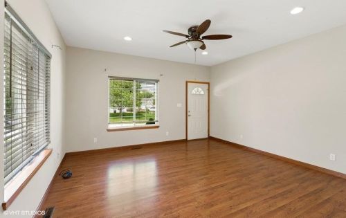 2214 Stori Ln, Valpo, IN 46383-5955