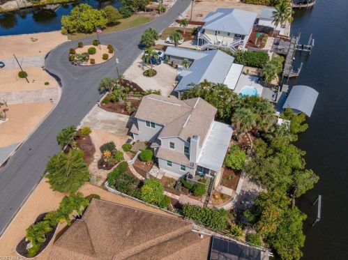 17841 Rebecca Ave, Fort Myers Beach FL  33931-3002 exterior