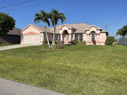 428 13th Pl, Cape Coral, FL 33909-2146