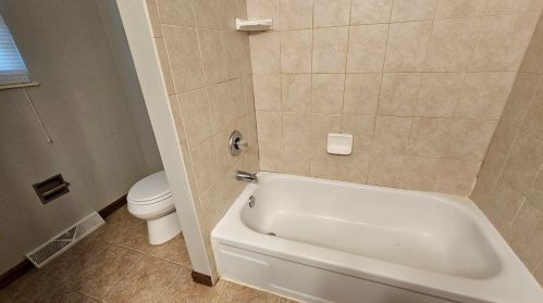 3446 Meadowlark Dr, Covington KY  41018-2608 exterior