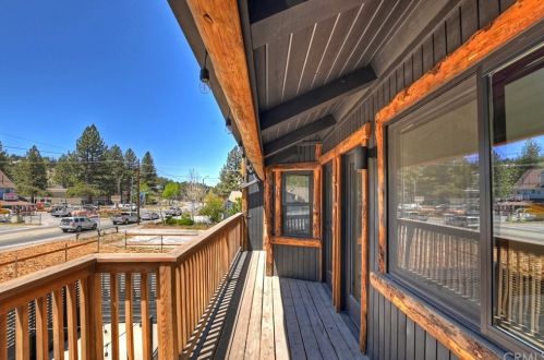 1125 Big Bear Blvd, Big Bear City CA  92314-9277 exterior