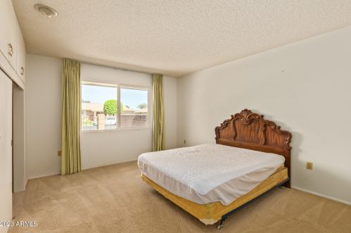 10527 Saratoga Cir, Sun City AZ 85351-2114 exterior