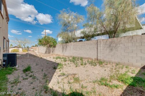 1412 Dunbar Dr, Phoenix AZ 85041-6113 exterior