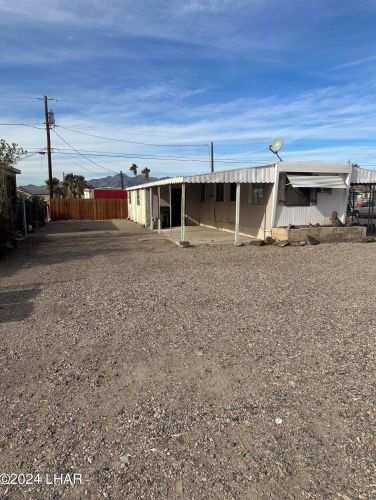 3081 Jennie Ln, Lake Havasu City, AZ 86404-9761