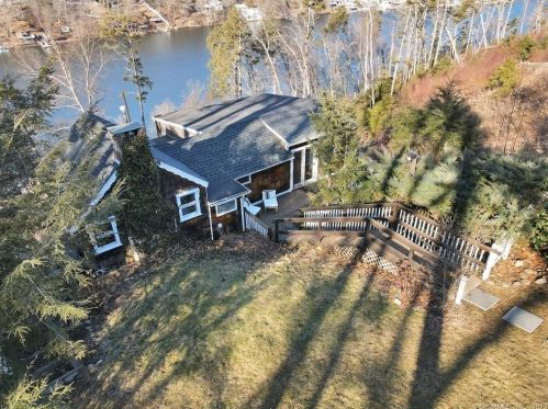 59 Lakeview Terrace Ext, Sandy Hook CT  06482-1467 exterior