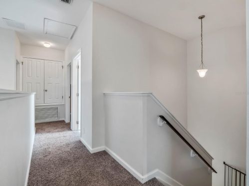 301 Ridgeway Blvd, Deland FL  32724-8811 exterior