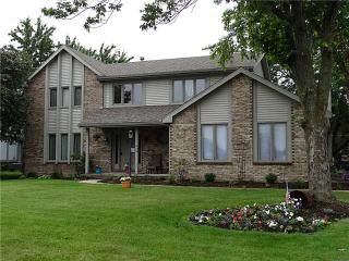 9863 Sedgefield Rd, Perrysburg, OH 43551-3756