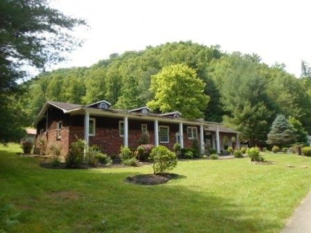 181 Squire Ln, Dry Creek, KY 41862-9020