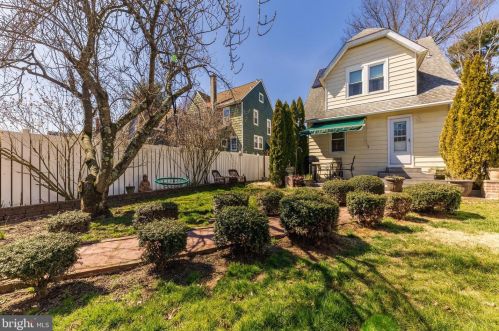 218 Warner St, West Deptford NJ  08096-2295 exterior