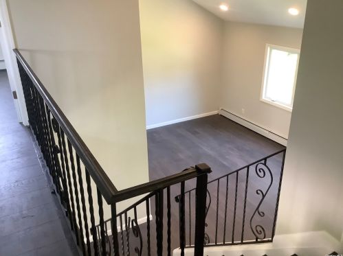 294 Leaf Ave, Central Islip, NY 11722-2730