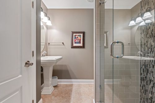 174 Lancaster Ave, Pittsburgh PA  15228-2354 exterior