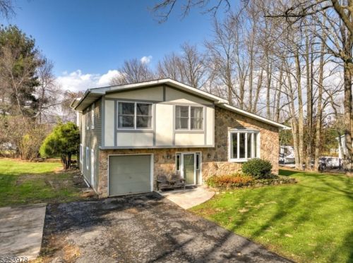 108 Holland Rd, Wantage, NJ 07461-2805