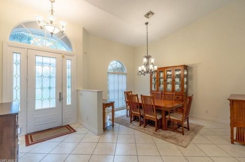 1565 Golden Gate Blvd, Naples, FL 34120-3635