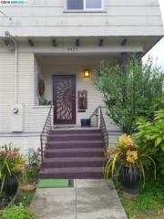 2429 23rd St, Oakland, CA 94601-1235