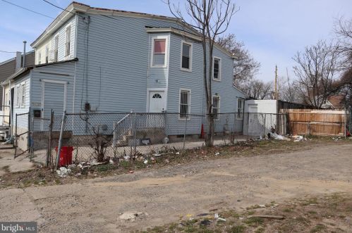 2627 Cramer St, Camden, NJ 08105-1145