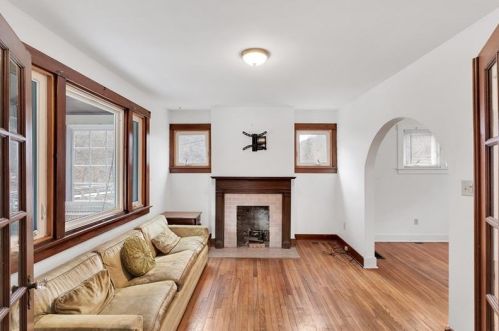 1119 Saxonburg Blvd, Glenshaw PA  15116-3213 exterior