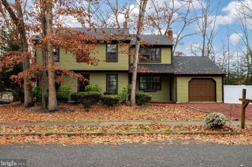 5 Hoot Owl Dr, Erial NJ  08081-9325 exterior