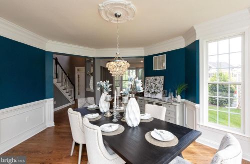 19277 Crk Fld Cir, Leesburg VA  20176-1621 exterior