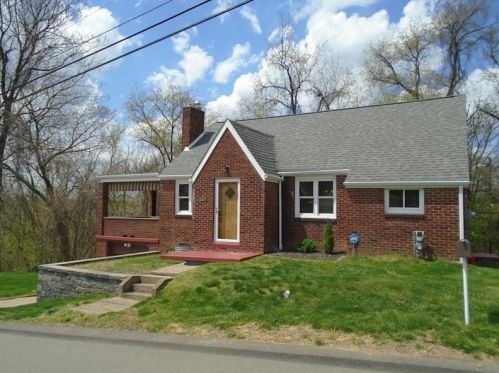 805 Elmer St, Ambridge, PA 15003-1647