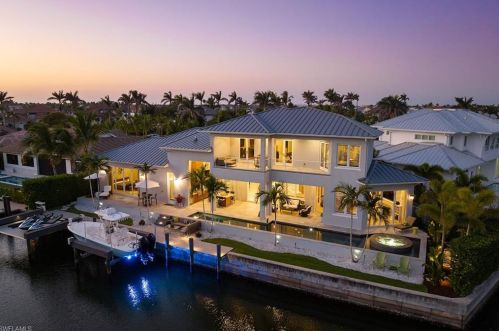 1266 Cobia Ct, Naples FL  34102-1549 exterior