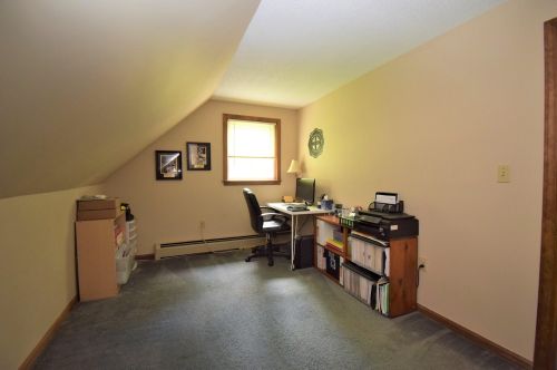 1 San Antonio Dr, Fremont NH  03044-8204 exterior