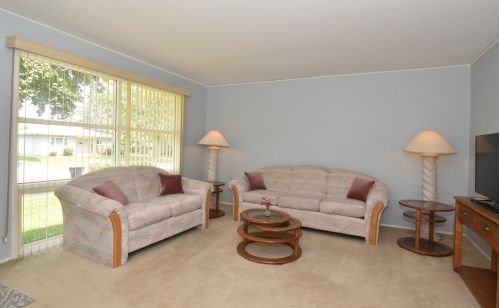 1647 Rushmore Dr, Waukesha WI  53188-2213 exterior