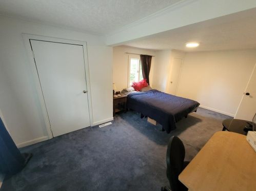 15 Great Pond Rd, Kingston NH  03848-3757 exterior